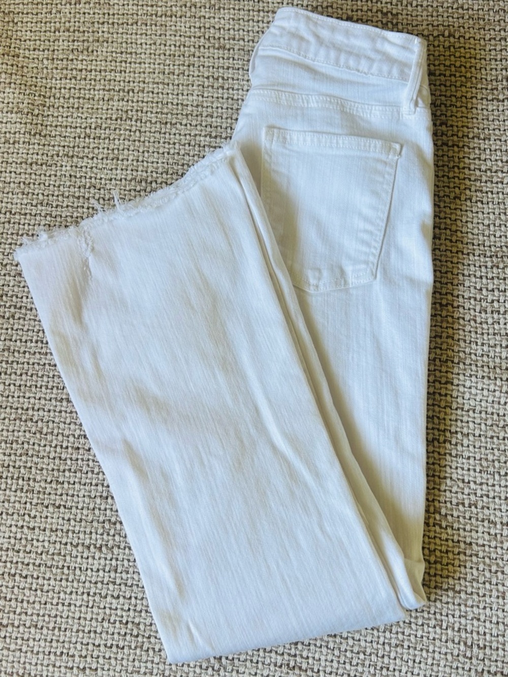 Just Black Denim White Cropped Ankle Raw Hem Frayed Denim Jeans Size 26 X 26
